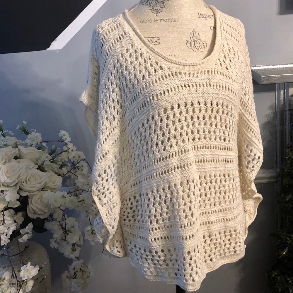 ❤️SOLD❤️ Charlotte Russe knit crochet fall top